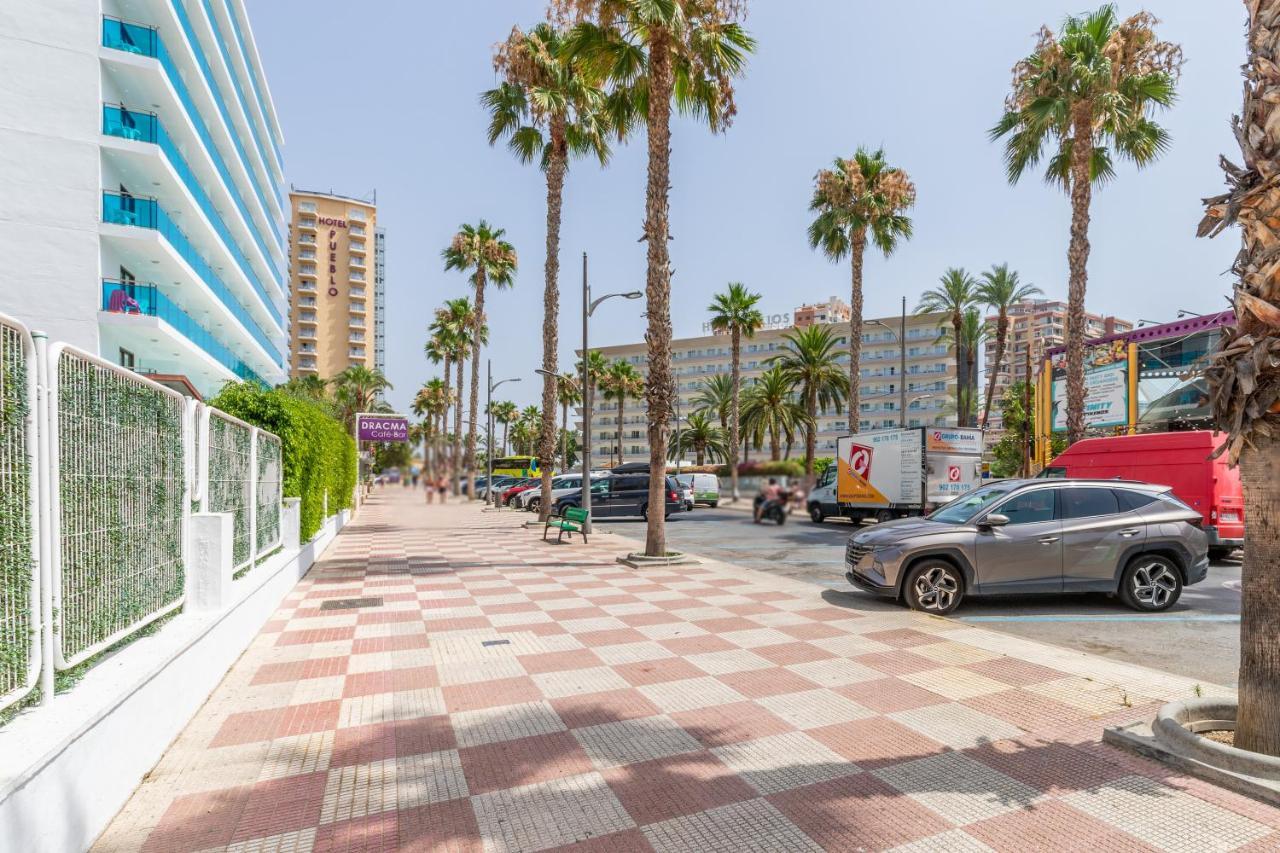 Queen Benidorm Buitenkant foto